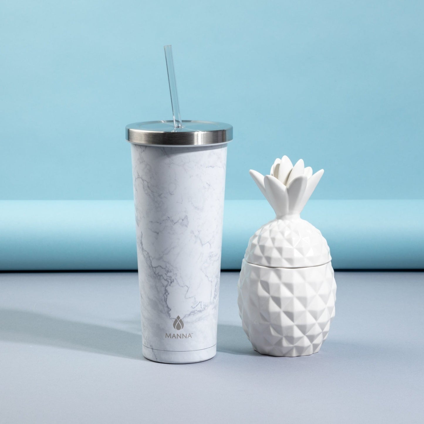 24-oz-marble-chilly-tumbler-o6 MAN_Website_Chilly_Tumbler_L_07.jpg